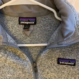 Patagonia Women's better sweater 1/4 zip, color Birtch white